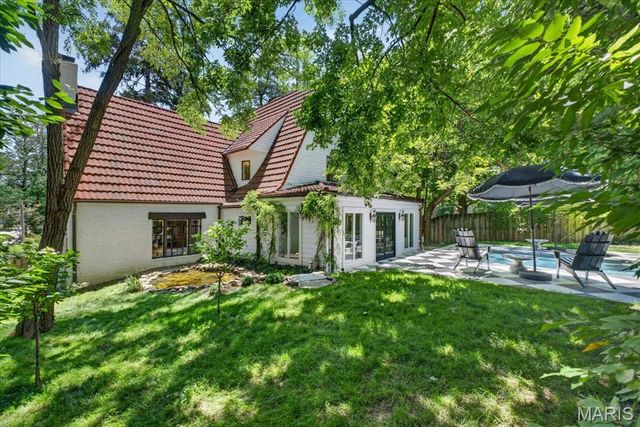 149 Valley Road, Webster Groves, MO 63119