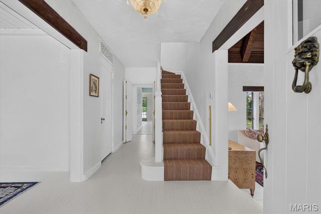 149 Valley Road, Webster Groves, MO 63119