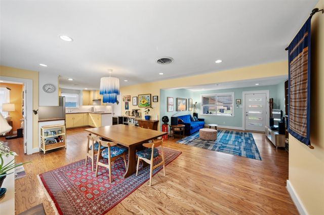 6603 Grovewood Lane, Houston, TX 77008