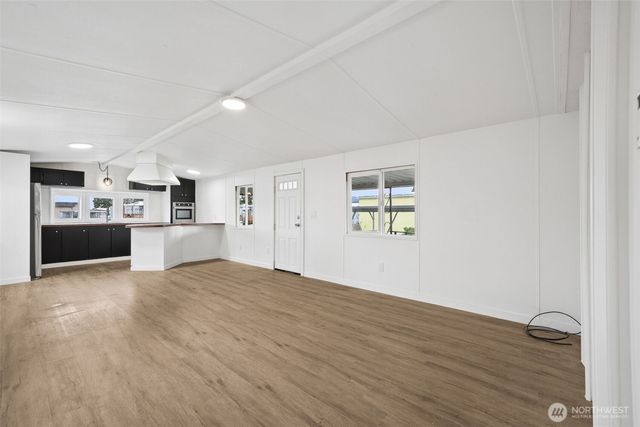 930 Mountain Villa Loop, Enumclaw, WA 98022