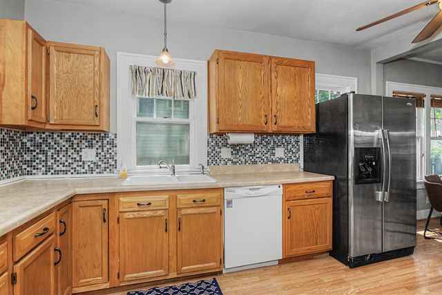 926 Grand Avenue, Ames, IA 50010