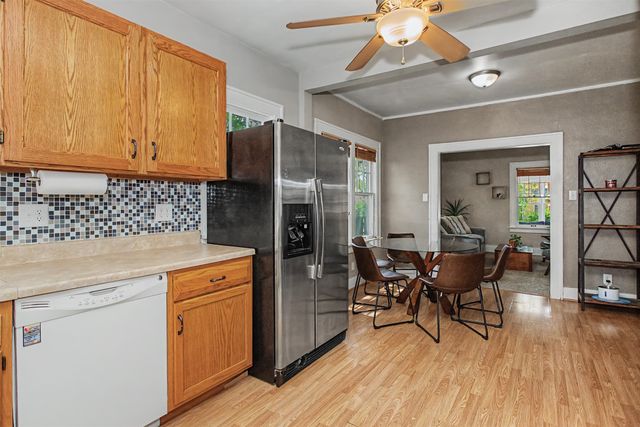 926 Grand Avenue, Ames, IA 50010
