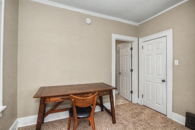 926 Grand Avenue, Ames, IA 50010