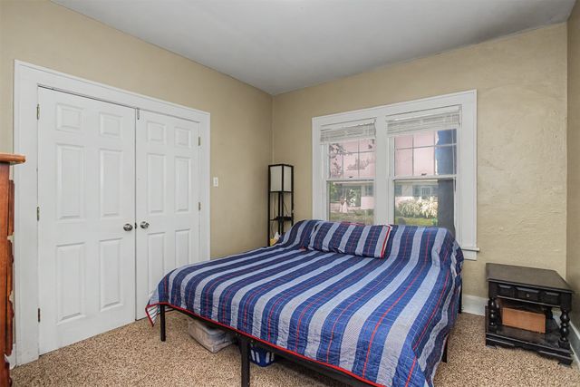 926 Grand Avenue, Ames, IA 50010