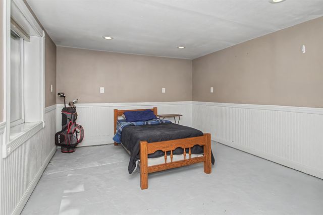 926 Grand Avenue, Ames, IA 50010