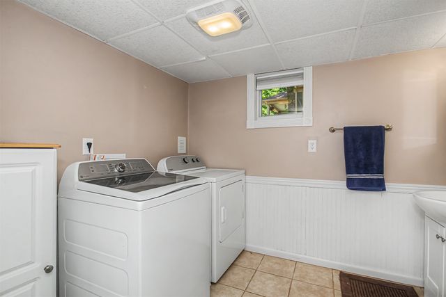 926 Grand Avenue, Ames, IA 50010