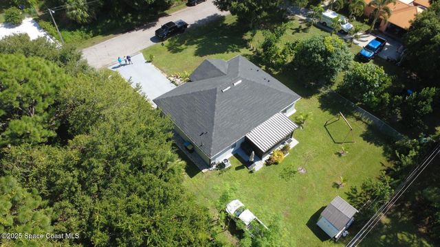 160 Eureka Avenue NE, Palm Bay, FL 32907