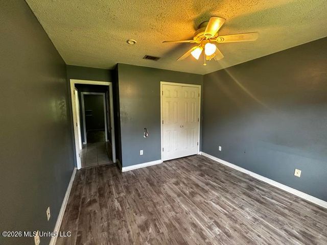 9201 Marina Avenue, Ocean Springs, MS 39564
