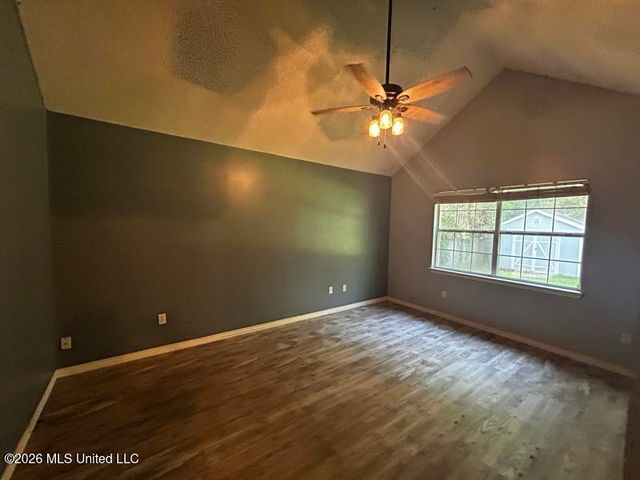 9201 Marina Avenue, Ocean Springs, MS 39564