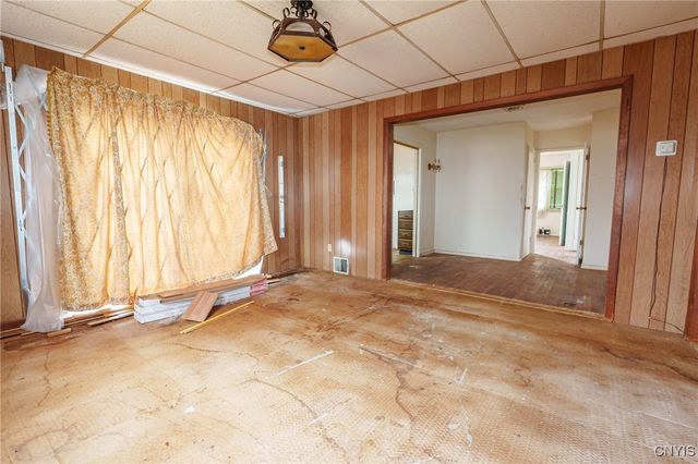 704 Dawes Avenue, Utica, NY 13502