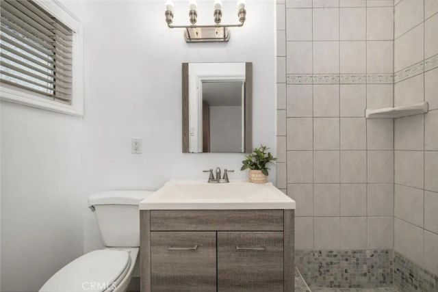 1238 N Studebaker, Long Beach, CA 90815
