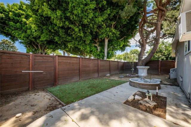 1238 N Studebaker, Long Beach, CA 90815