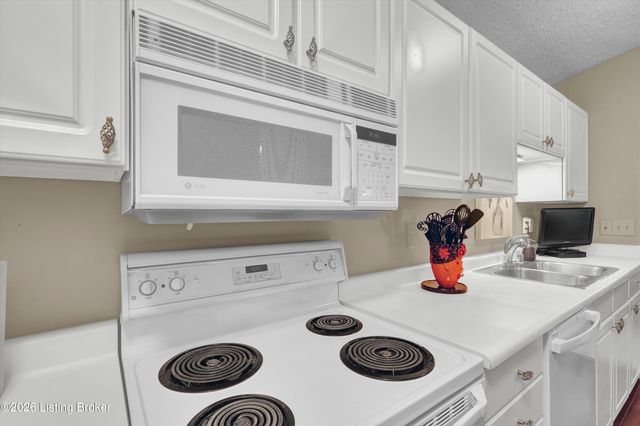 430 Ethridge Ave 206, Louisville, KY 40223