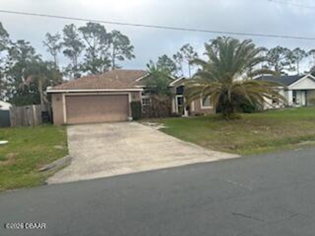 47 Pilgrim Drive, Palm Coast, FL 32164