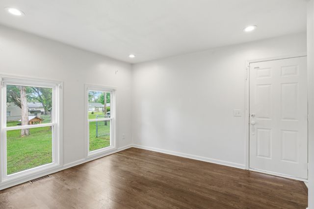 119 Mankin St, La Vergne, TN 37086