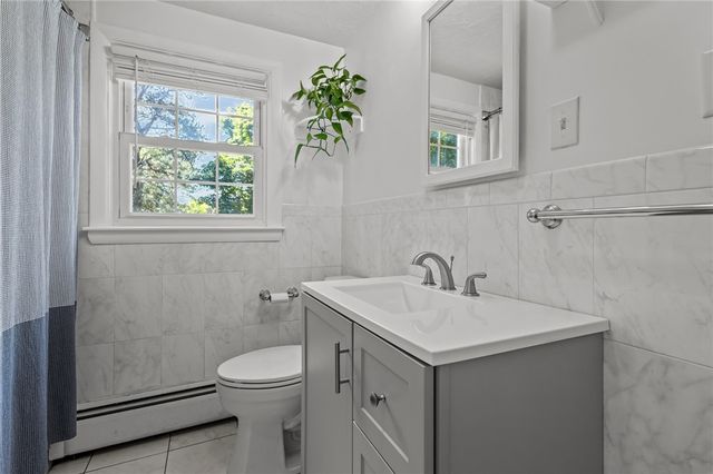 30 Thomas Leighton Boulevard, Cumberland, RI 02864