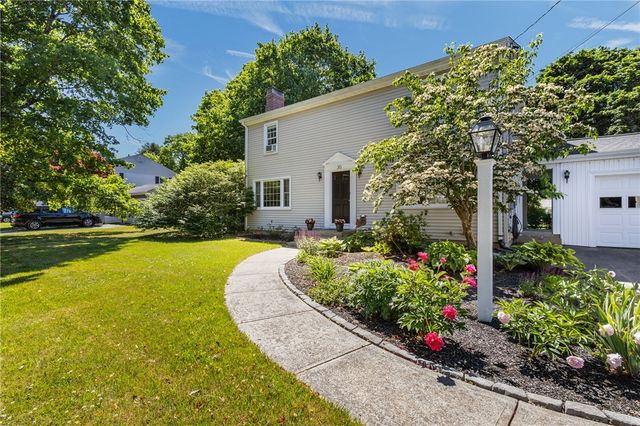 30 Thomas Leighton Boulevard, Cumberland, RI 02864