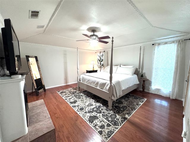 208 Molina Street, Sunnyvale, TX 75182