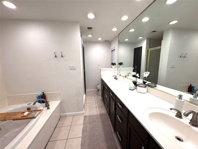208 Molina Street, Sunnyvale, TX 75182