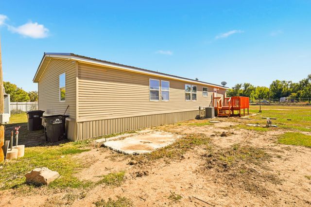 13 Camino Privado, Los Lunas, NM 87031