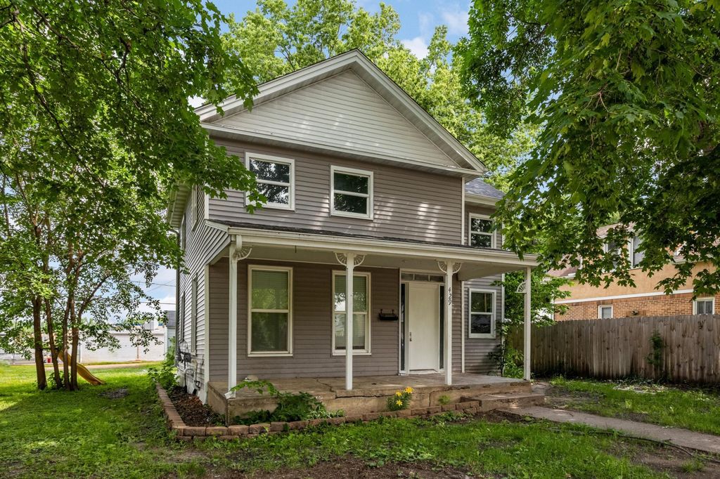 429 2nd Avenue E, Shakopee, MN 55379 — exterior