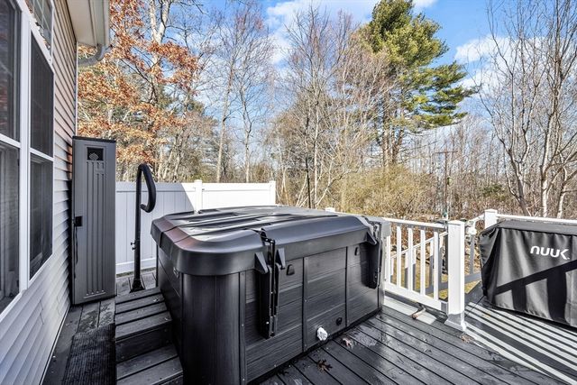 31 Captain Carlson 31, West Bridgewater, MA 02379