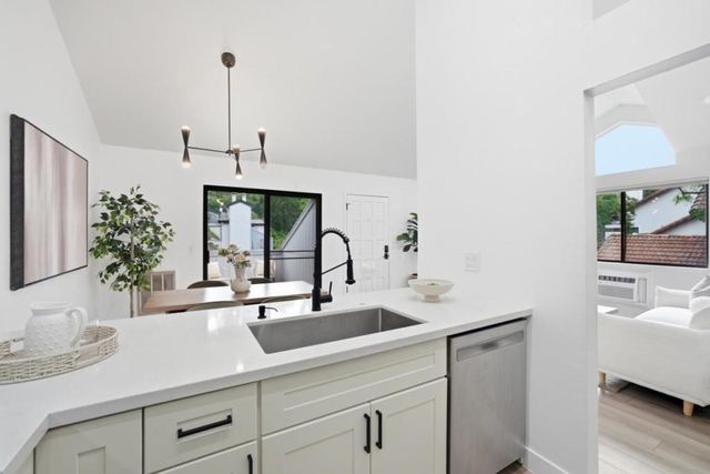 192 Sunwood Meadows Place, San Jose, CA 95119
