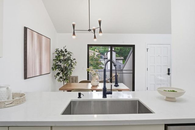 192 Sunwood Meadows Place, San Jose, CA 95119