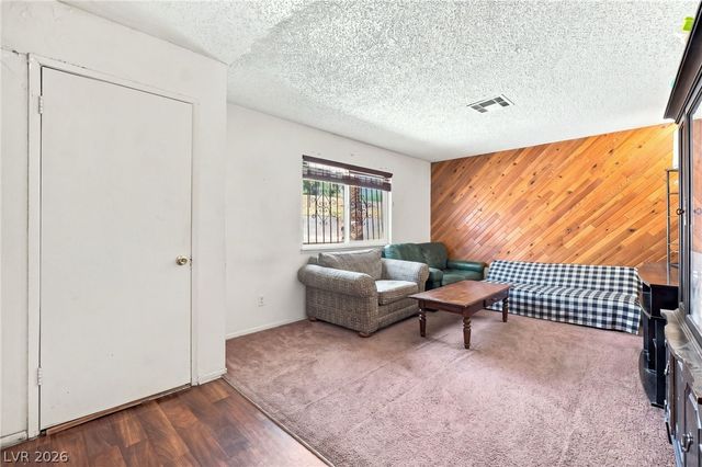 849 Hedge Way 6, Las Vegas, NV 89110