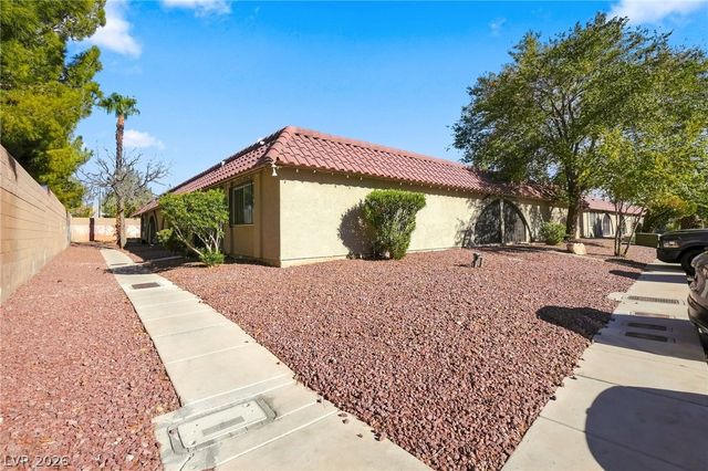 849 Hedge Way 6, Las Vegas, NV 89110