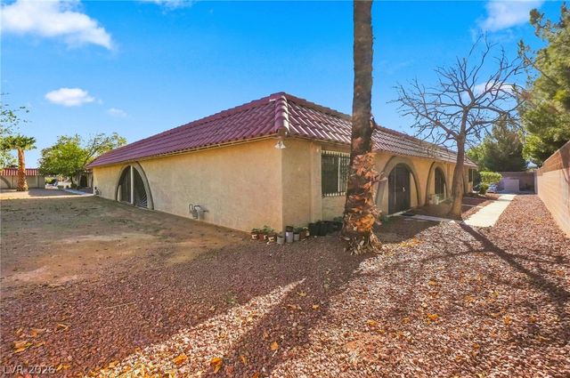 849 Hedge Way 6, Las Vegas, NV 89110