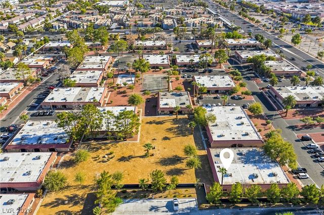 849 Hedge Way 6, Las Vegas, NV 89110