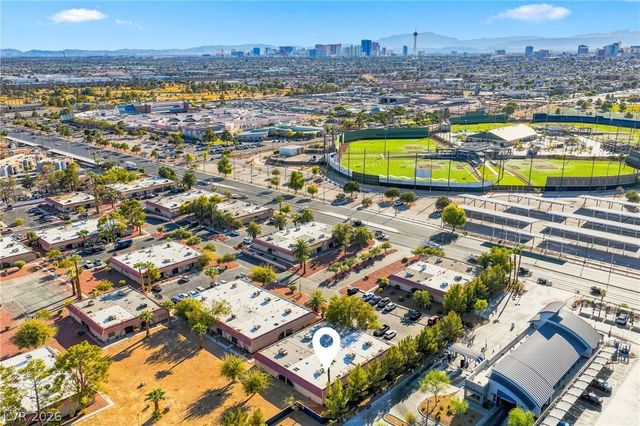 849 Hedge Way 6, Las Vegas, NV 89110