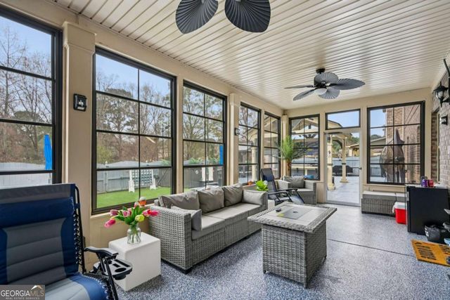 332 Sonoma Lane, Mcdonough, GA 30253