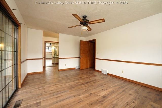 274 Pioneer Lane, Charleston, WV 25314