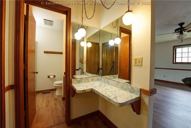 274 Pioneer Lane, Charleston, WV 25314