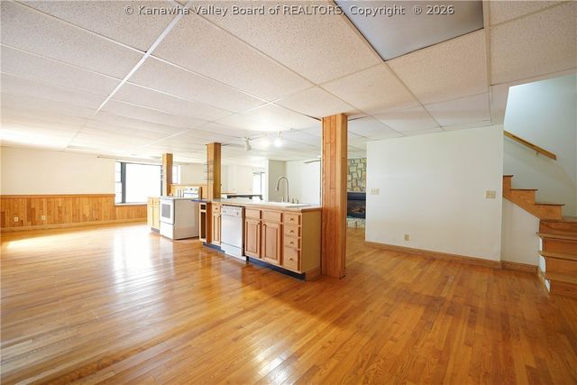 274 Pioneer Lane, Charleston, WV 25314