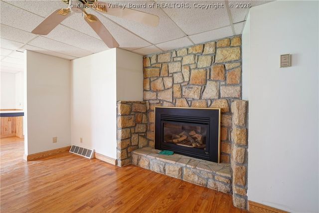 274 Pioneer Lane, Charleston, WV 25314