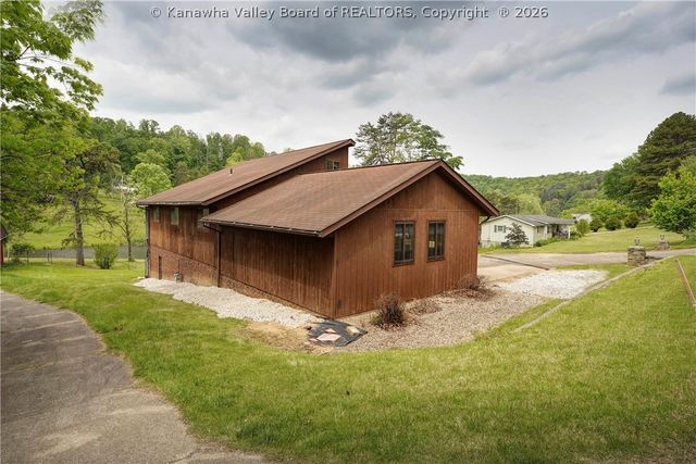 274 Pioneer Lane, Charleston, WV 25314