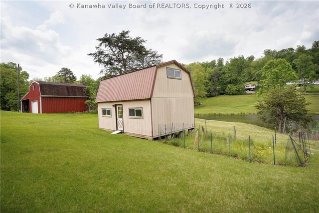 274 Pioneer Lane, Charleston, WV 25314