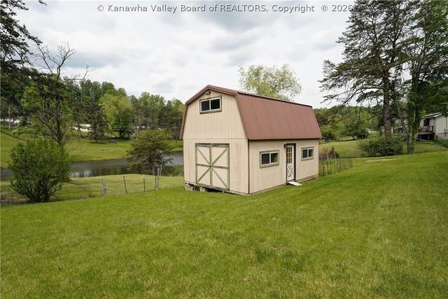 274 Pioneer Lane, Charleston, WV 25314