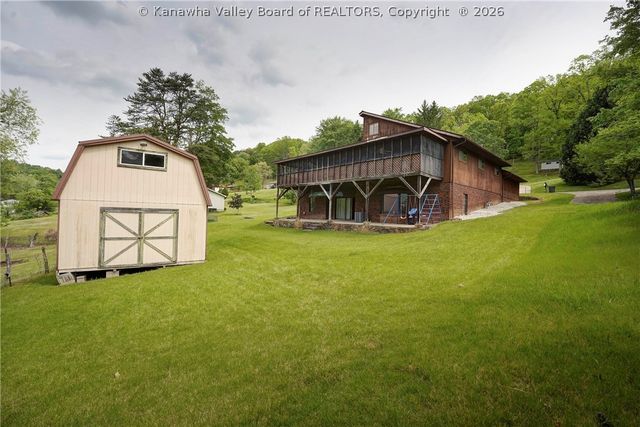 274 Pioneer Lane, Charleston, WV 25314