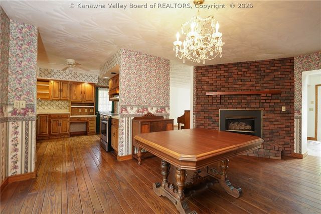 274 Pioneer Lane, Charleston, WV 25314