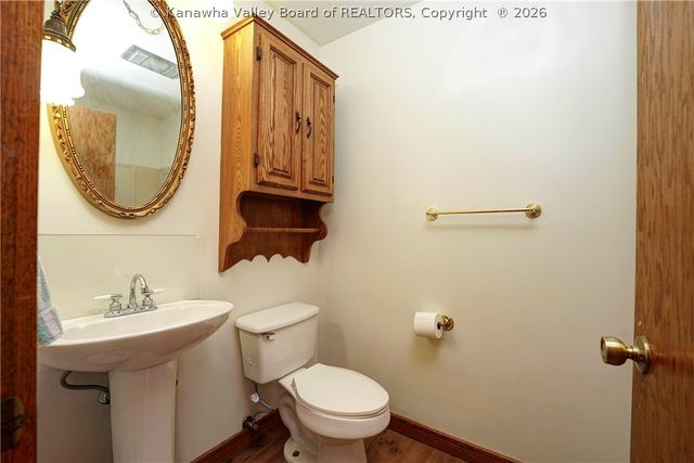274 Pioneer Lane, Charleston, WV 25314