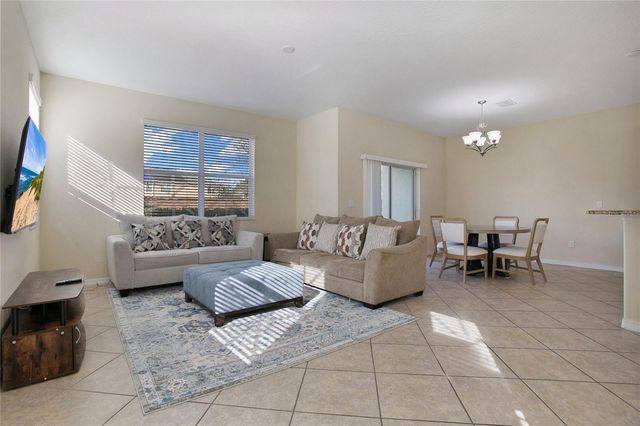 3216 RODRICK CIRCLE, Orlando, FL 32824