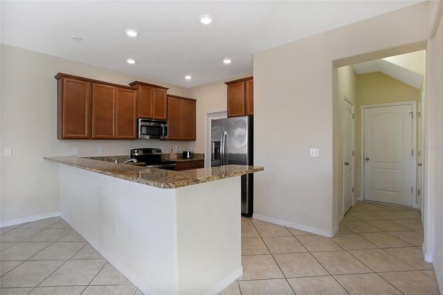 3216 RODRICK CIRCLE, Orlando, FL 32824