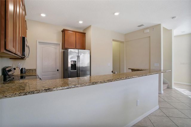 3216 RODRICK CIRCLE, Orlando, FL 32824