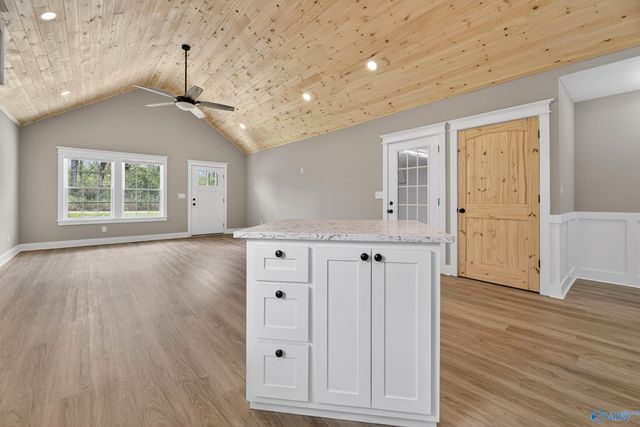 2358 Kuykendall Road, Albertville, AL 35951