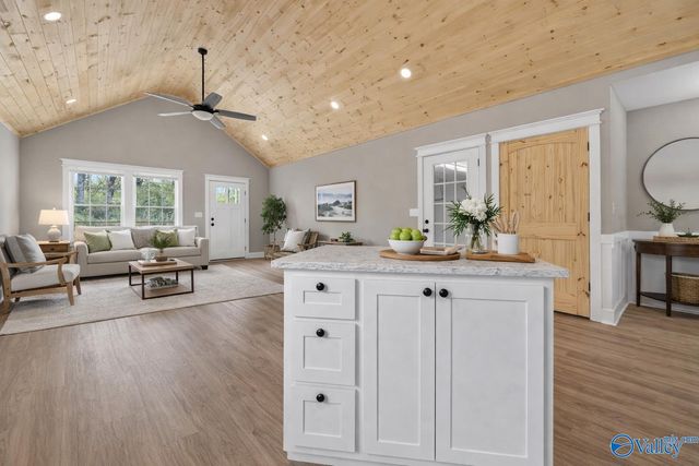 2358 Kuykendall Road, Albertville, AL 35951