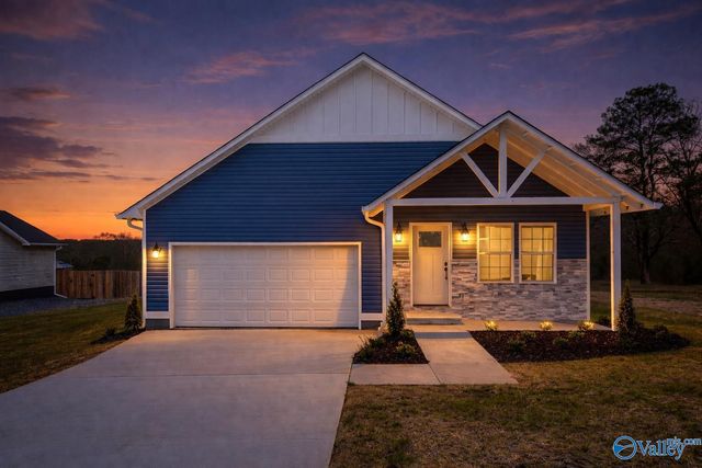 2358 Kuykendall Road, Albertville, AL 35951